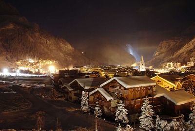 Luxury chalets and hotels in Val d'Isere France