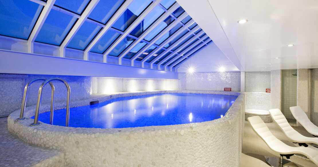 Mont Blanc Hotel Megeve - spa pool