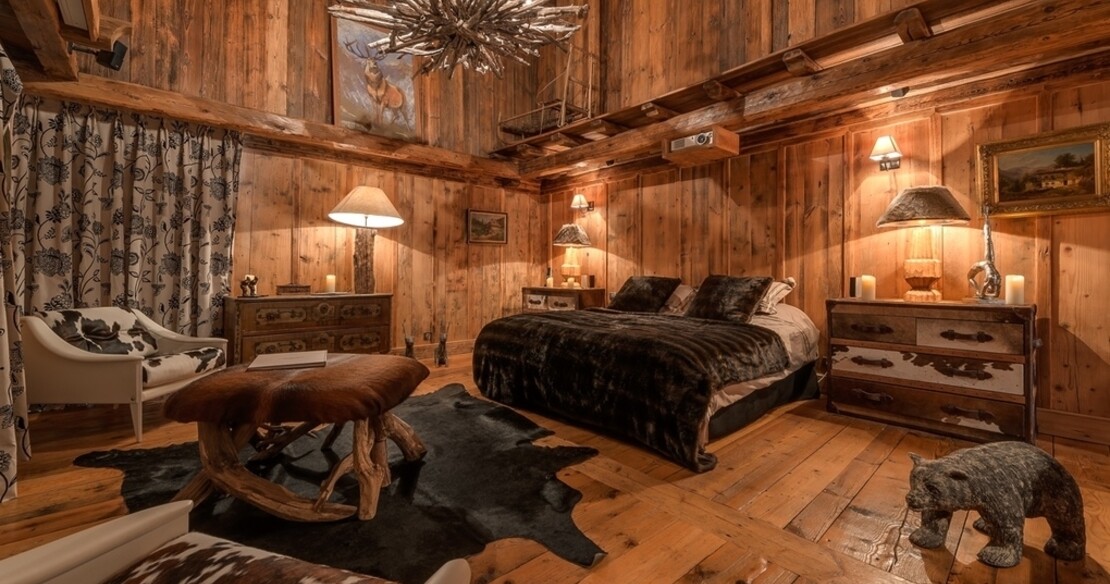 Chalet Le Rocher Val d'Isere - master bedroom