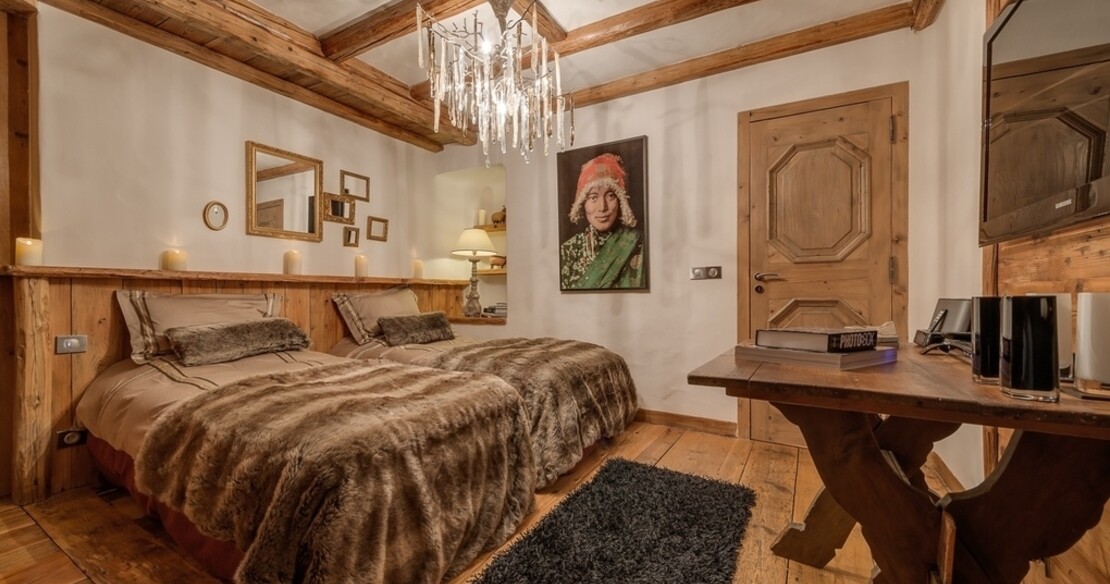 Chalet Le Rocher Val d'Isere - bedroom