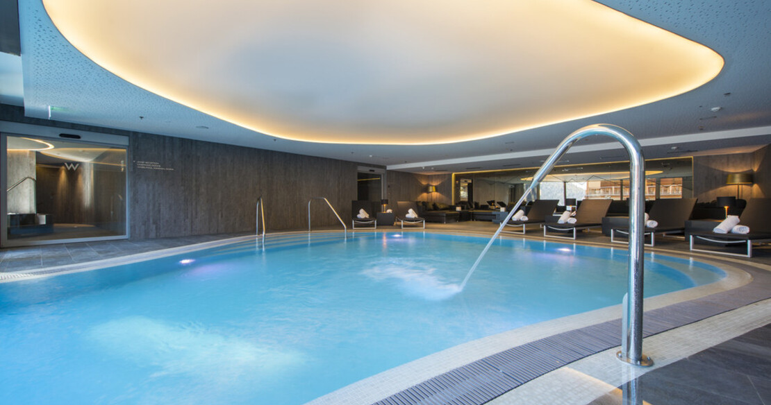 W Hotel Verbier - swimming pool