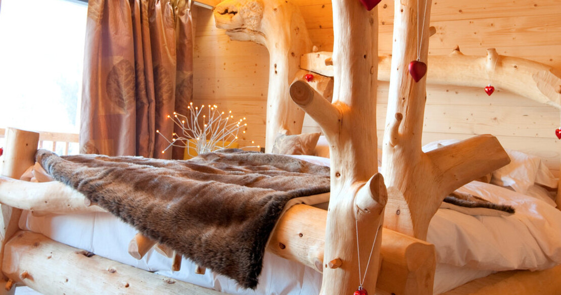 Chalet Auriane Tzoumaz - four poster bed