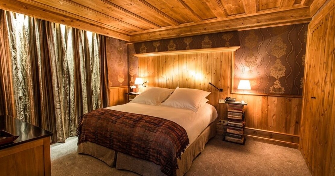 Chalet Ambre, Val d'Isere, romantic double bedroom 