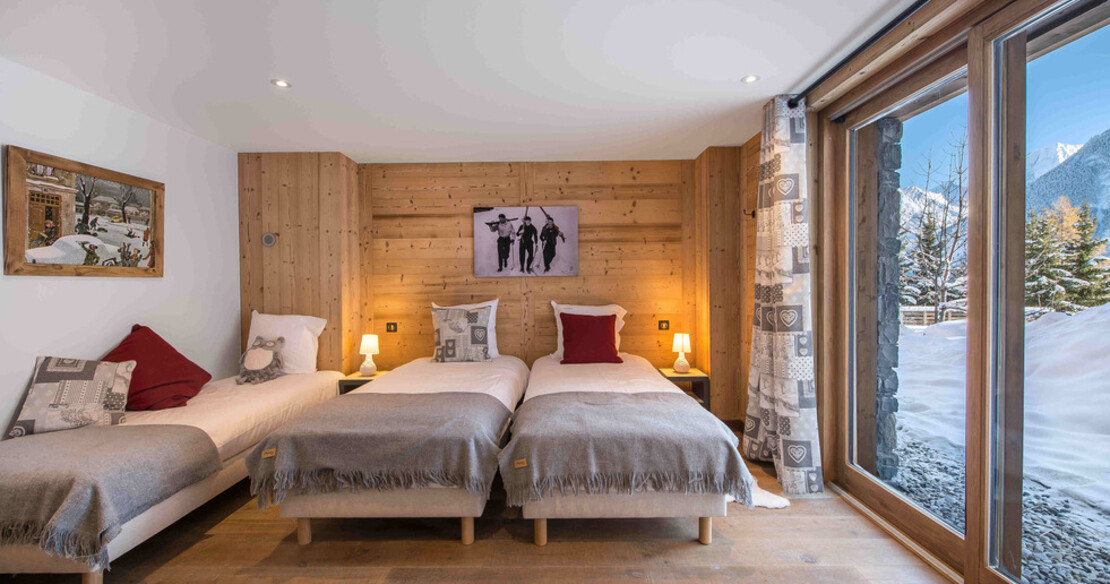 Chalet Ancolie, Courchevel 1550, triple bedroom 