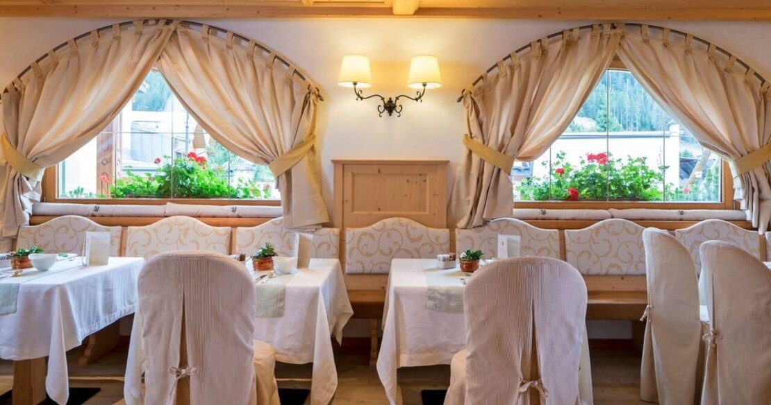 Hotel Chalet Del Sogno - dining room
