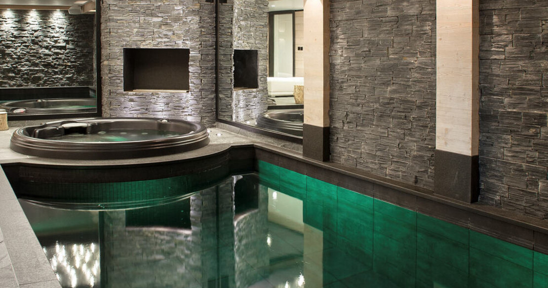 Chalet Colombe Courchevel pool