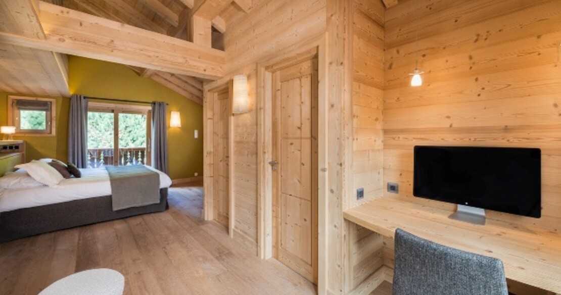 Chalet Pousse Caillou - Meribel - master bedroom