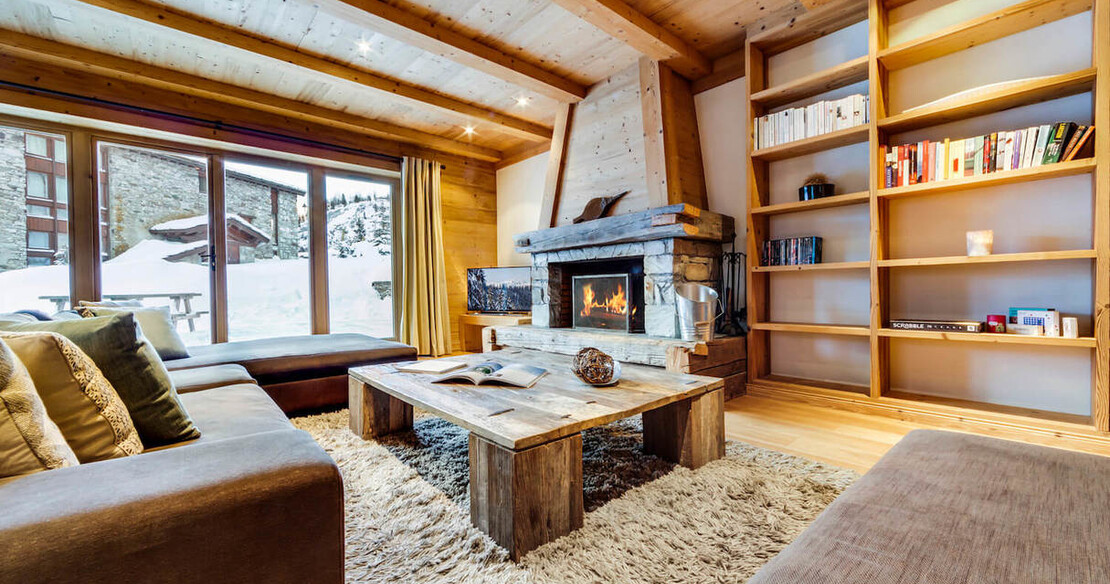 Chalet Sarire - fireplace