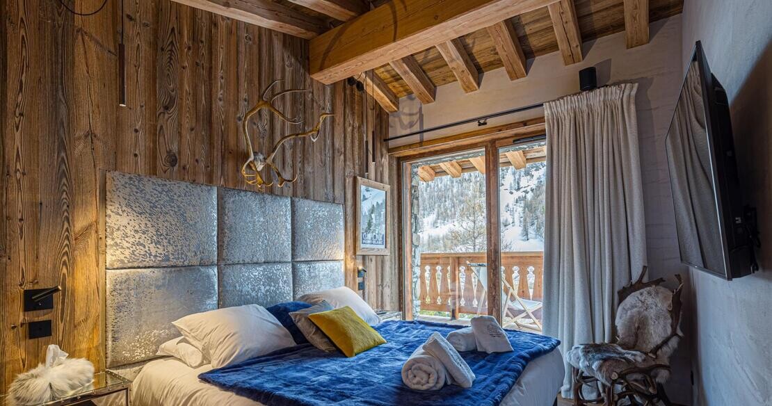Luxury_Chalet_Les_Ours_Val_d_Isere