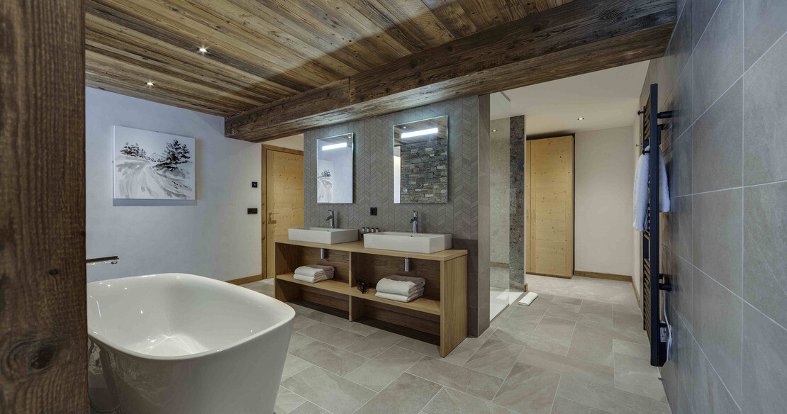 Club_Bellevarde_No_8_Val_d_Isere