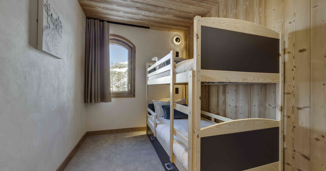 Club_Bellevarde_No_8_Val_d_Isere