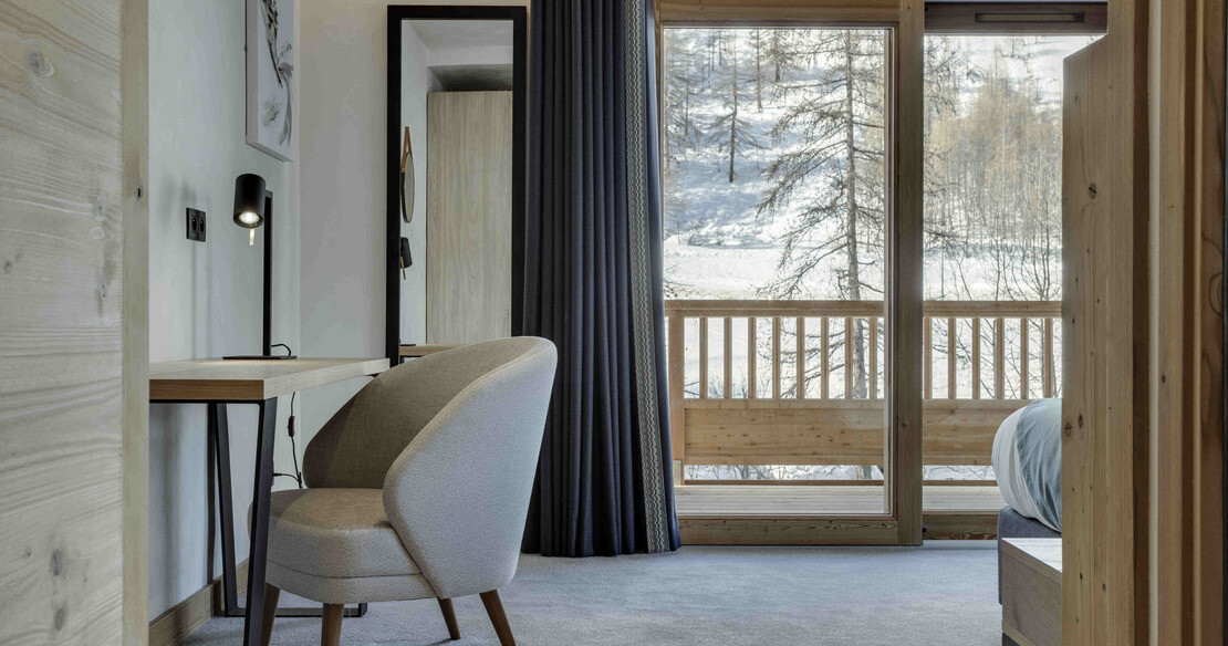 Club_Bellevarde_No_8_Val_d_Isere