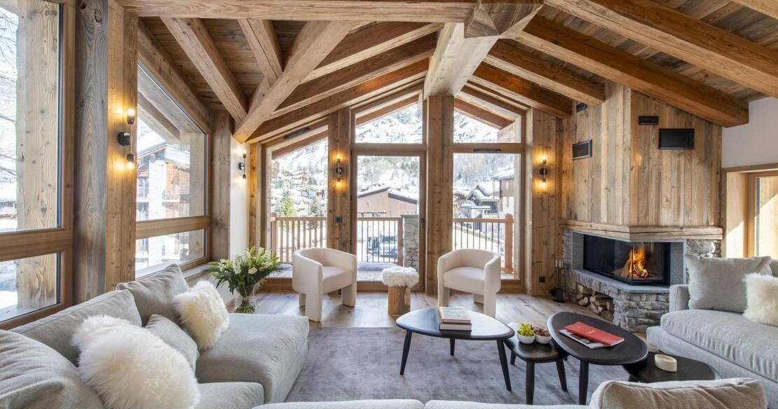 Luxury_Chalet_1850_Courchevel