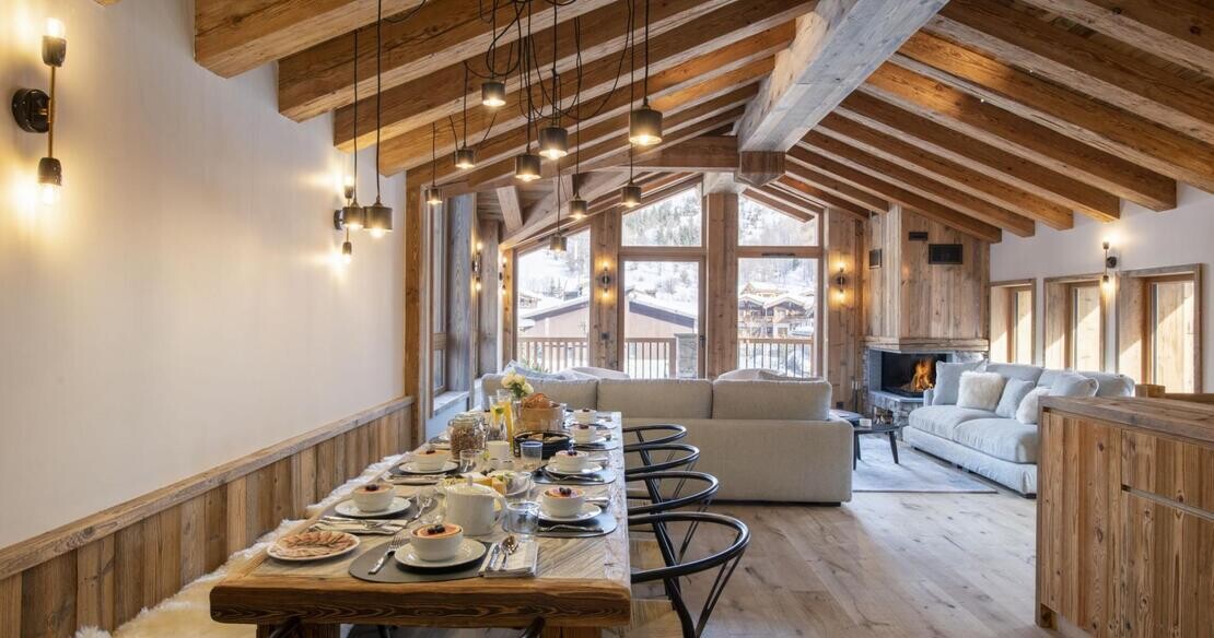Luxury_Chalet_1850_Courchevel