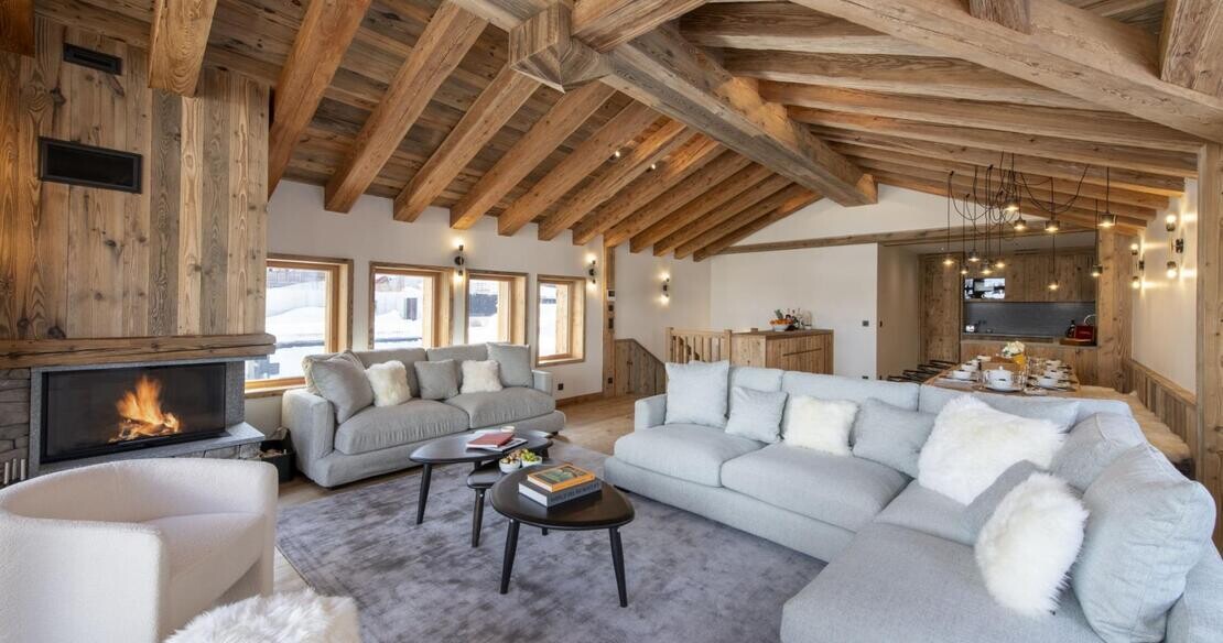 Luxury_Chalet_1850_Courchevel