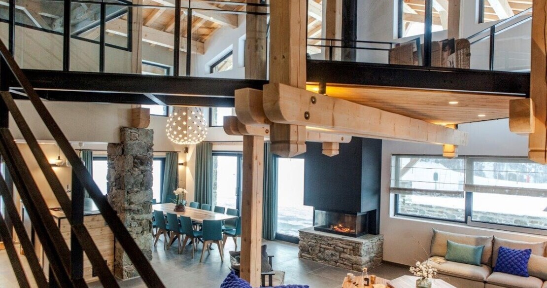 Chalet_Club_21_Forty_Arc_2000