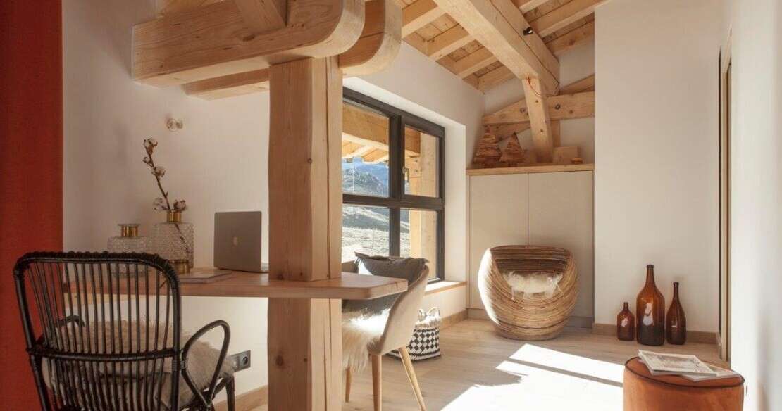 Chalet_Club_21_Forty_Arc_2000