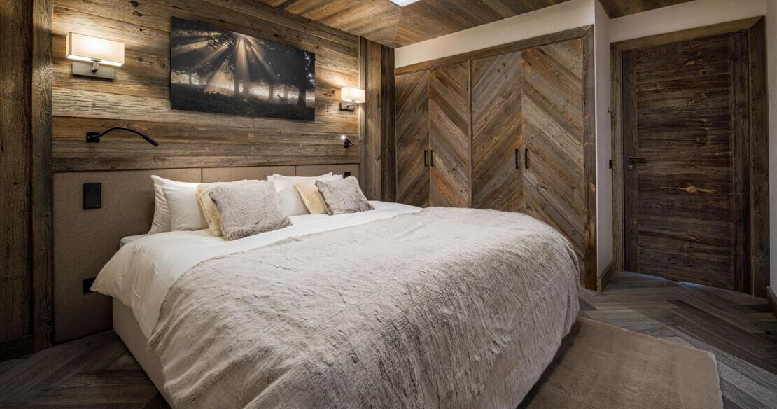 Chalet_Ours_Rouge_Meribel_Village